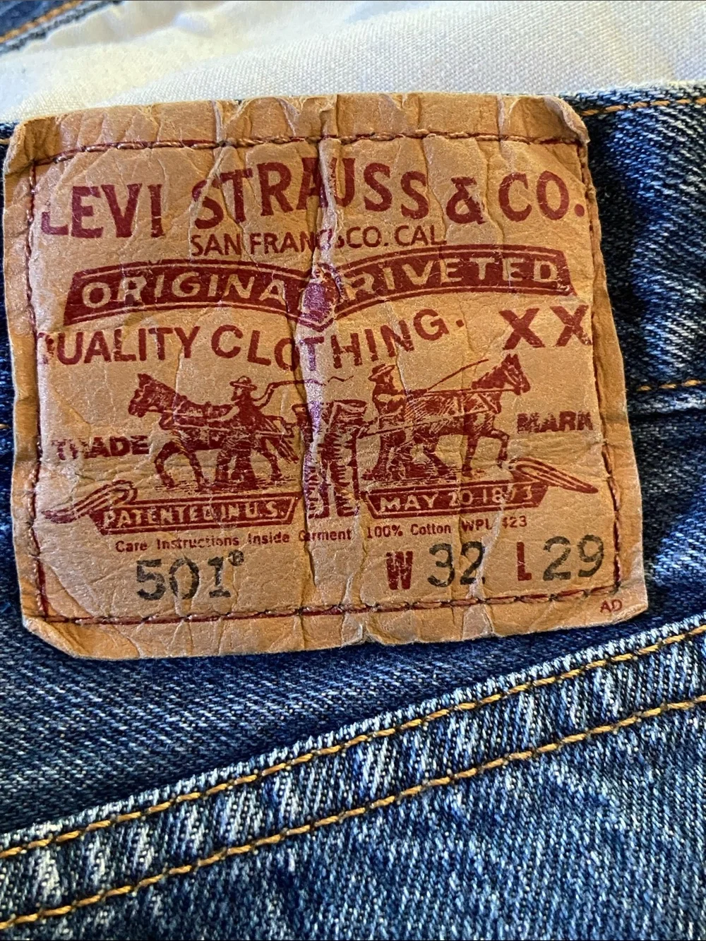 Levi's 501 Classic Men's Straight Jeans in Blue Denim Size W32 L29
